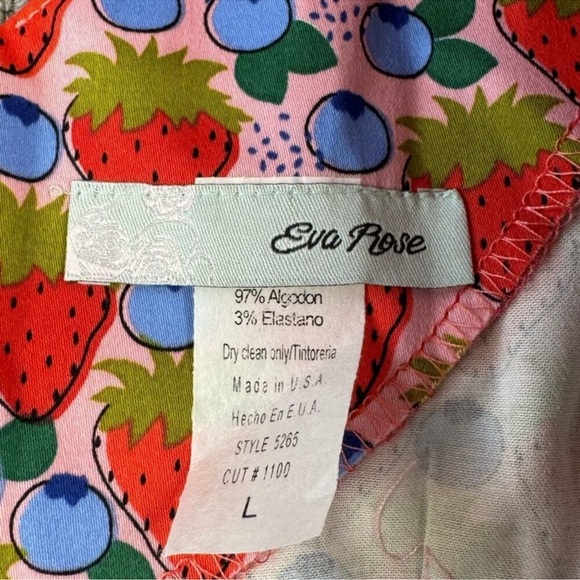EVA ROSE Strawberry Print Dres - Picture 7 of 11